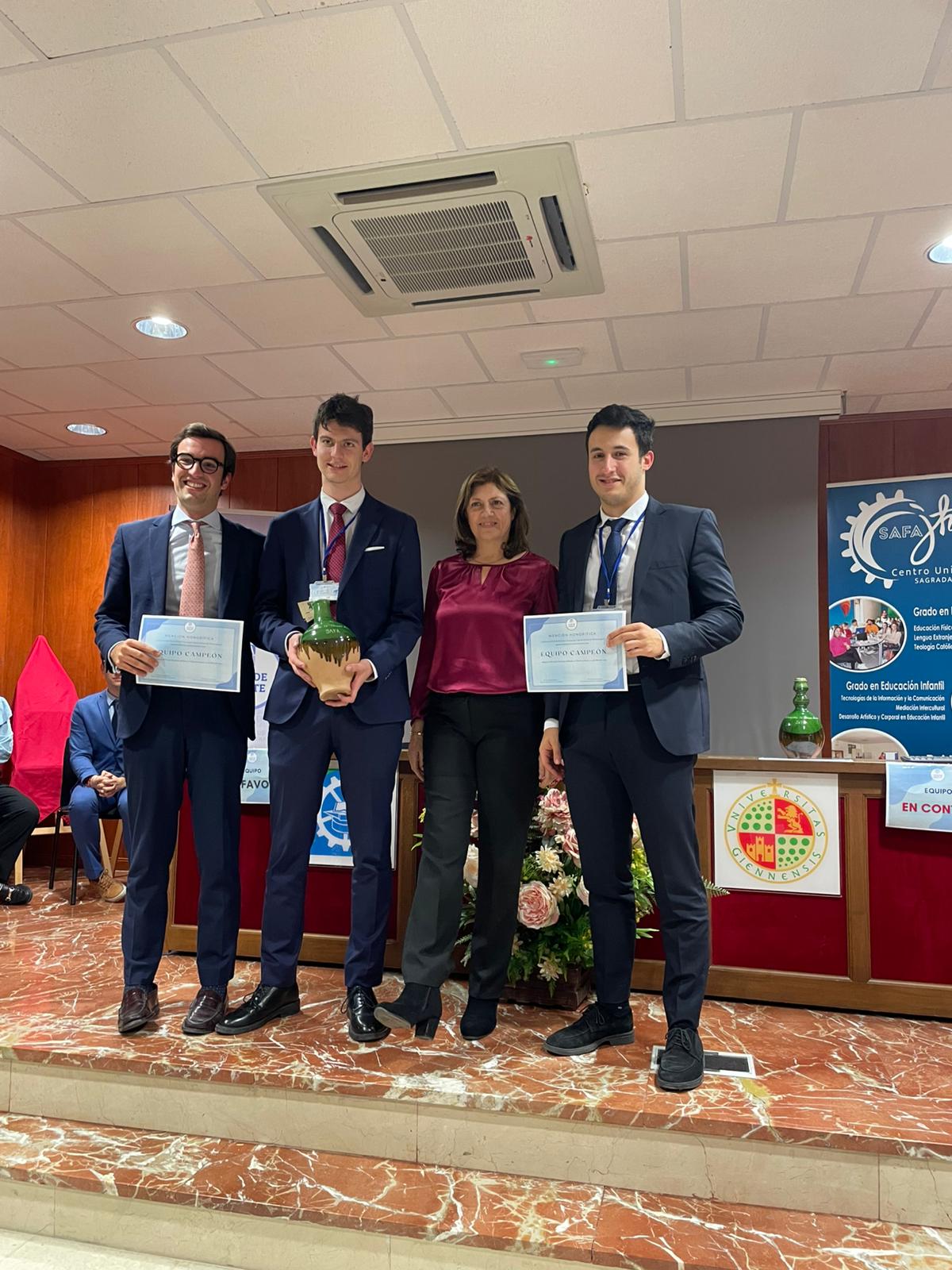 Éxito en el IV Torneo Nacional de Debate de Úbeda: ‘Asociación más Debate’ de Lugo se corona campeón